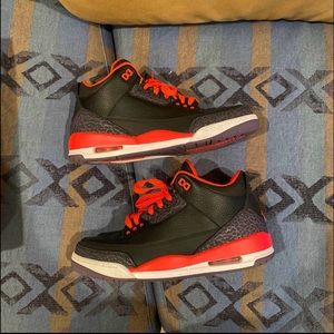 Air Jordan Reto 3 Crimson